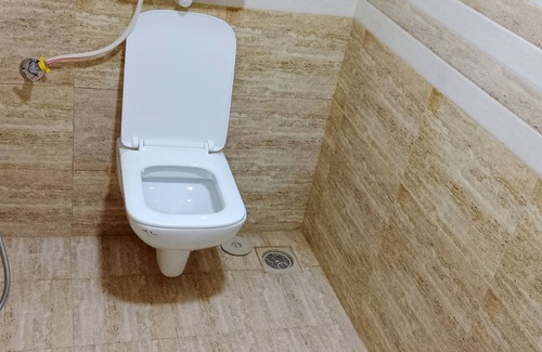Andheri West House | Hotel Akshay