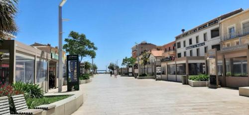 Valras-Plage Hotel | Hotel Alcyon