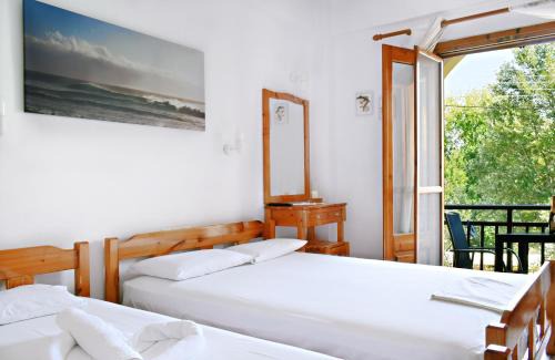 Ormos Panagias Hotel | Hotel Alexandros
