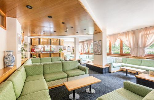 Madonna di Campiglio Hotel | Hotel Alpina