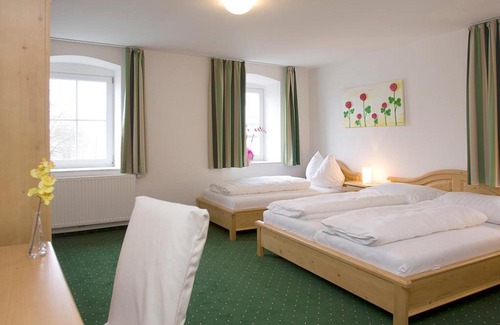 Oberndorf bei Salzburg Hotel | Hotel Alt-Oberndorf
