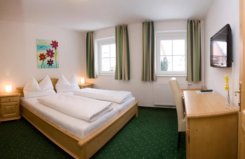 Oberndorf bei Salzburg Hotel | Hotel Alt-Oberndorf