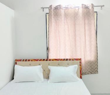 Daulatabad Hotel | Hotel Amardeep Residency