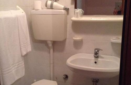 Marghera Hotel | Hotel Amba Alagi
