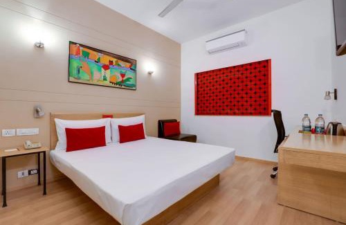 South West Hotel | Hotel Ambs Plaza IGI Airport