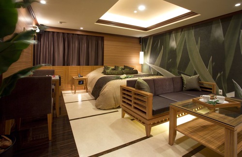 Fushimi Hotel | Hotel and Spa Lotus Modern – Adults Only