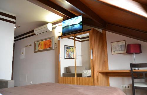 Alcala de Henares Hotel | Hotel Apartamentos Don Juan I