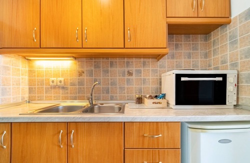 Lakones Apartment | Hotel Apartment "Spyridoula Studio 13" with Sea View, Pool & Wi-Fi