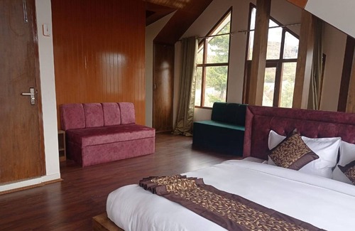 Theog Hotel | Hotel Apple View Narkanda