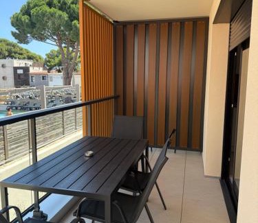 Canet-en-Roussillon Hotel | Hotel Aquarius