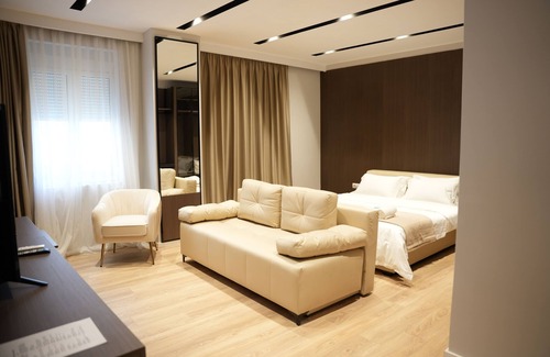 Durres Hotel | Hotel Aquila D