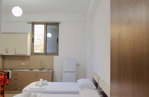 Sarande Hotel | Hotel Argjiro