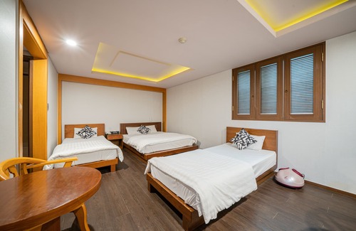 Jongno-dong Hotel | Hotel At Home