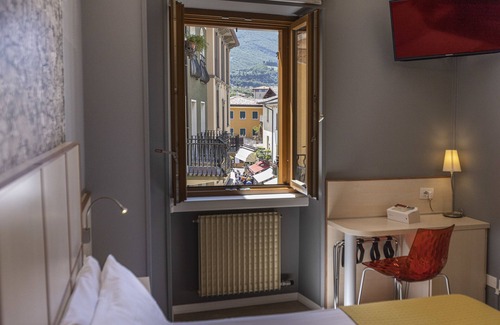 Malcesine Hotel | Hotel Aurora