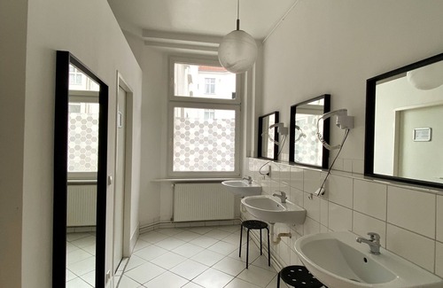 Prenzlauer Berg Hotel | Hotel AVAlex