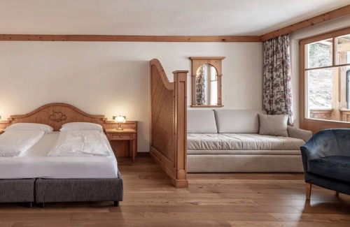 Monguelfo Hotel | Hotel Bad Waldbrunn
