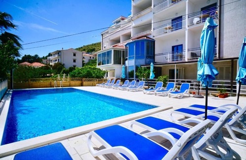 Seget Donji Apartment | Hotel Bavaria