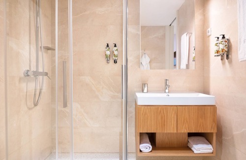 Ramalde Hotel | Hotel BFRESH - Pool - Fitness - Padel - By Oporto Collection - Private Parking