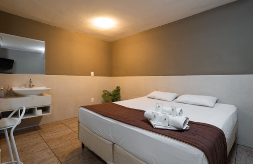 Belo Horizonte Hotel | Hotel BH Inn Palmares - Easy Access to Cristiano Machado, Centerminas and Minas Shopping