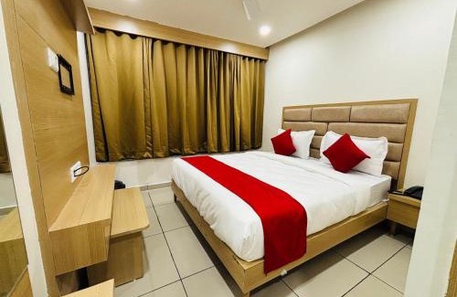Vadodara House | Hotel BK Palace AC Rooms