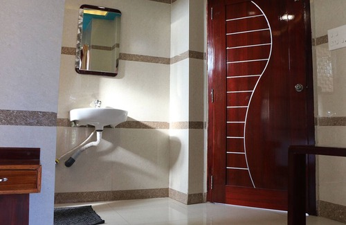 Annamalai Nagar Hotel | Hotel Blue Stone