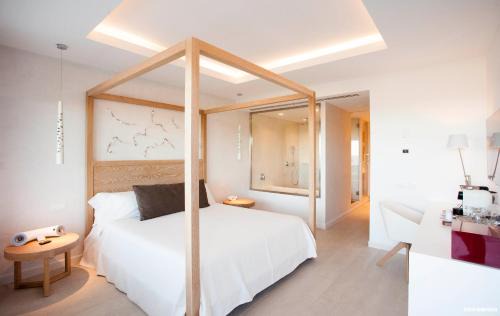 Cala Saona Hotel | Hotel Cala Saona & Spa