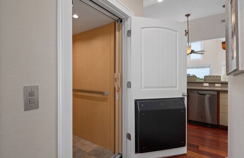 Kitty Hawk House | Hotel California: Semi-oceanfront, ocean views, private pool, hot tub, theater room, elevator.