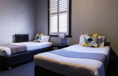 Orange Hotel | Hotel Canobolas