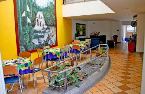 Armenia Hotel | Hotel Castillo Real