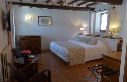 Forcalquier Hotel | Hotel Charembeau