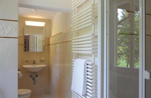 St. Moritz Hotel | Hotel Chesa Spuondas