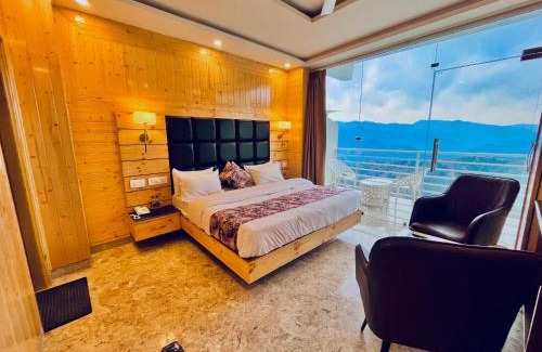 Musafirkhana Hotel | Hotel Classic Crown - #scenic mountain view #open terrace #parking #premium rooms with balcony #guest preferred #best selling hotel in mussoorie