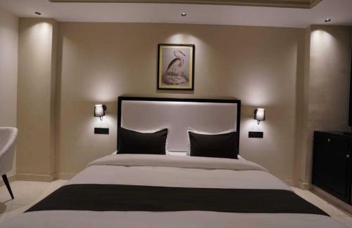 Mahipalpur Extension Hotel | Hotel Clayton Near IGI Delhi Airport