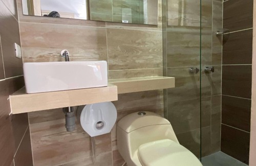Laureles - Estadio Hotel | HOTEL COLORES BOUTIQUE