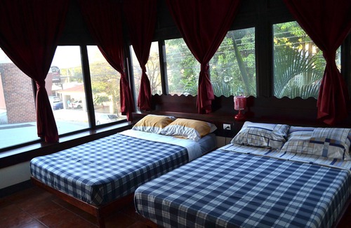Mata Redonda House | Hotel Columbus