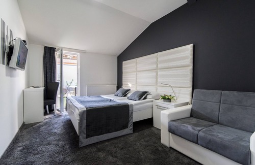 Velika Gorica Hotel | Hotel Cool Zagreb Airport