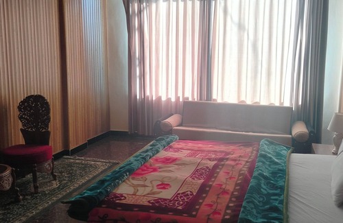 Dhirkot Hotel | Hotel Copacabana