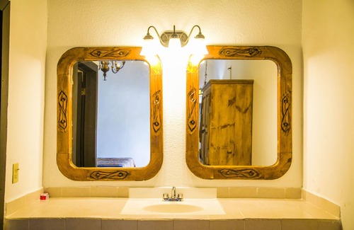 Eguia Hotel | Hotel Cosmos Don Carlos
