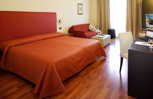 Santa Maria degli Angeli Hotel | Hotel Cristallo di La Rosetta Srl