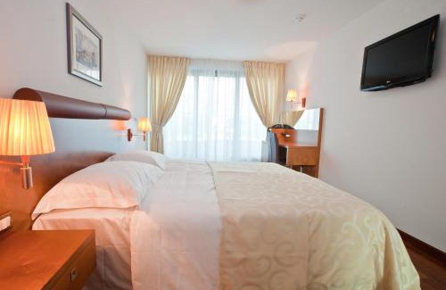 Zagreb Hotel | Hotel Croatia