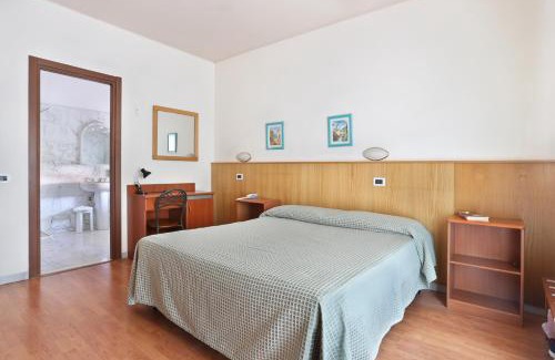 Marina di Massa Hotel | Hotel Daisy