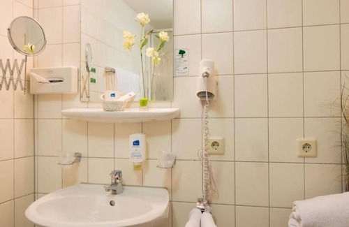 Neukirchen-Vluyn Hotel | Hotel Dampfmühle