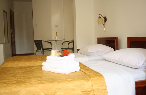 Petrovac Hotel | Hotel Danica