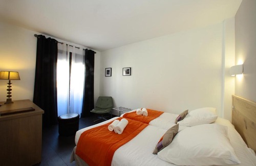 Sarlat-la-Caneda Hotel | Hotel de Compostelle