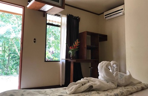 Rio Cuarto de Grecia Cabin | Hotel del Bosque