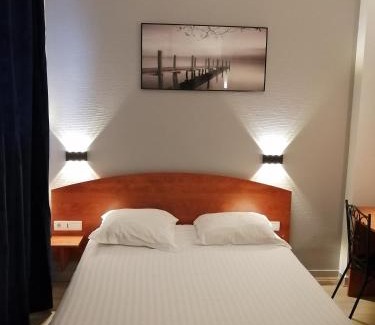 Downtown Angers Hotel | Hotel Des Lices - Angers