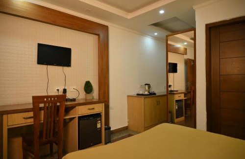 Dharamshala Hotel | Hotel DH