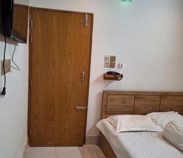 Dhanmondi Hotel | Hotel Dhanmondi