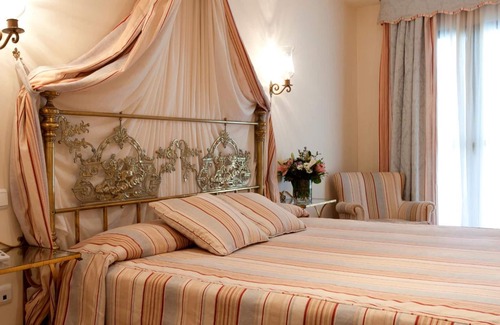 Santa Cruz Hotel | Hotel Doña Maria