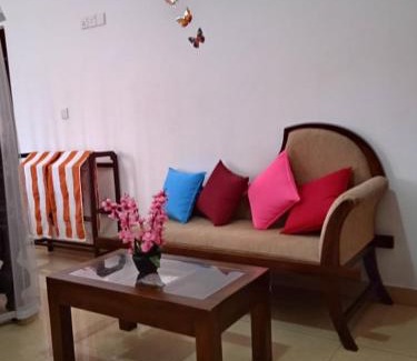 Nalagasdeniya Hotel | Hotel Dolphin Hikkaduwa